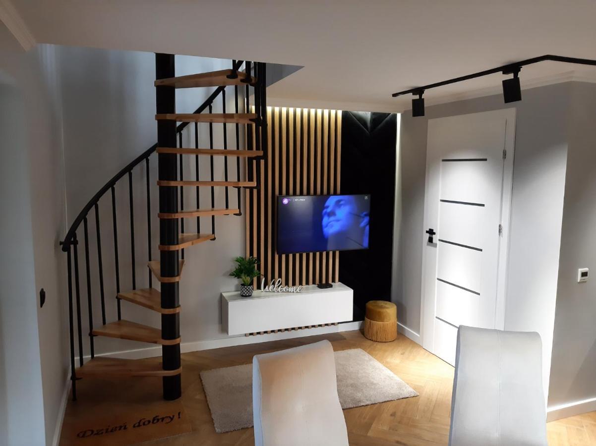 Apartament Willa Pod Sosnami Zator Przeciszow Exterior photo
